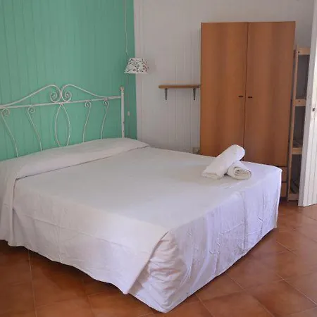Villaggio Formicoli *